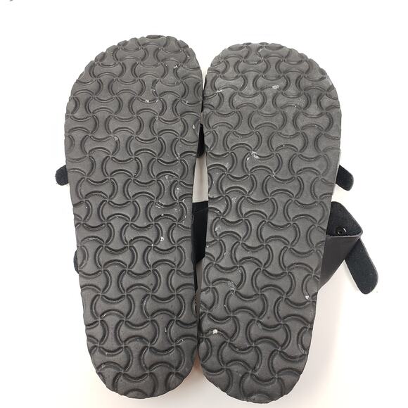 Outwoods 2-Strap Black Strappy Buckled Flat Slip-On Sandals Women's Size 9 - Picture 7 of 8